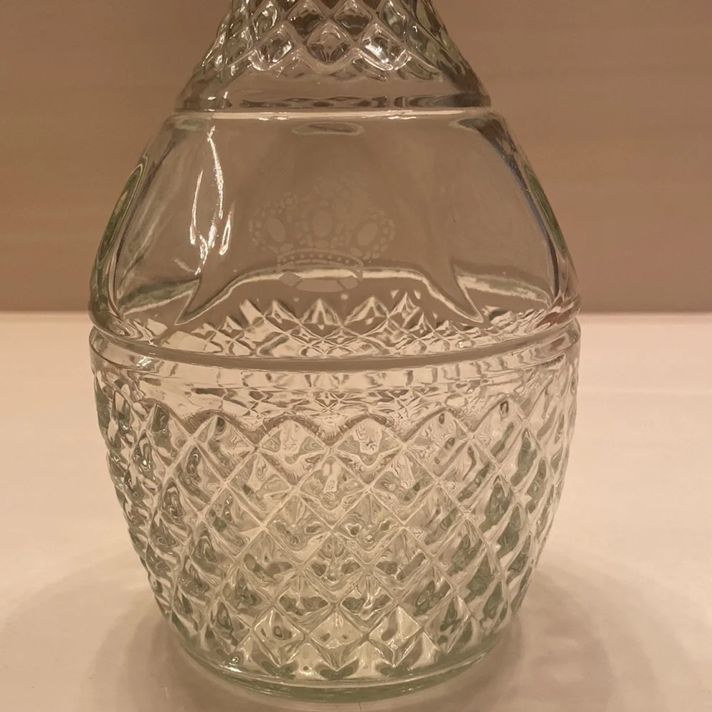 Set of two vintage wine‎ decanters 10 in tall. No cracks or chips